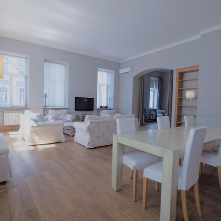 Great 144 Sq.M. Apartment In The Center Of Kiev Exterior foto