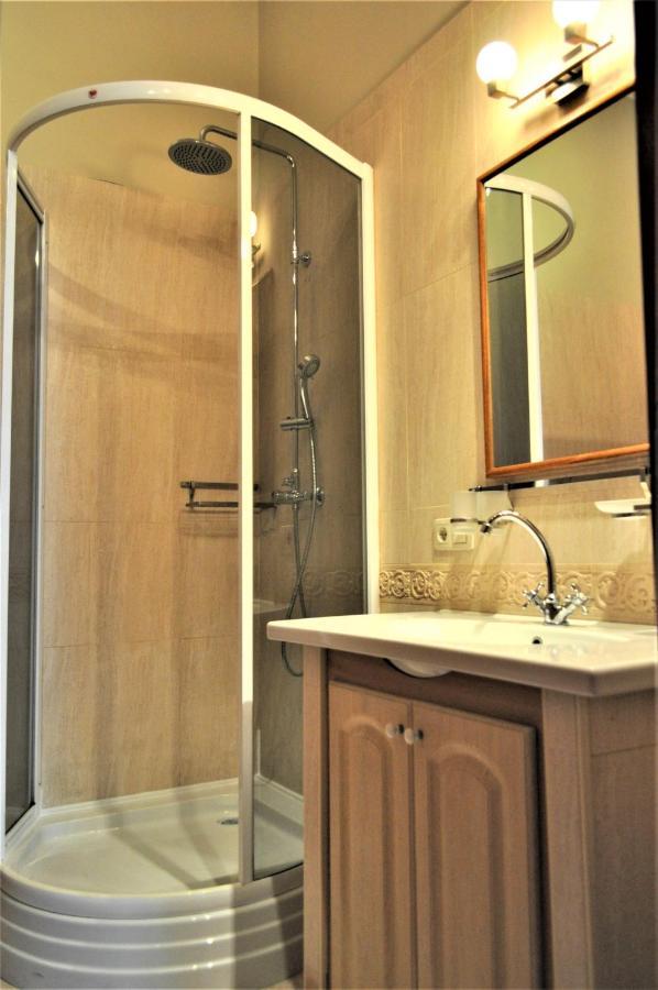 Great 144 Sq.M. Apartment In The Center Of Kiev Exterior foto