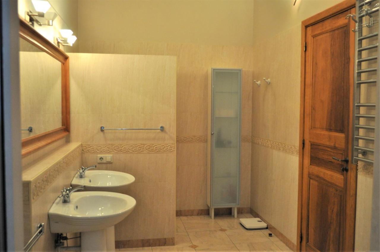 Great 144 Sq.M. Apartment In The Center Of Kiev Exterior foto